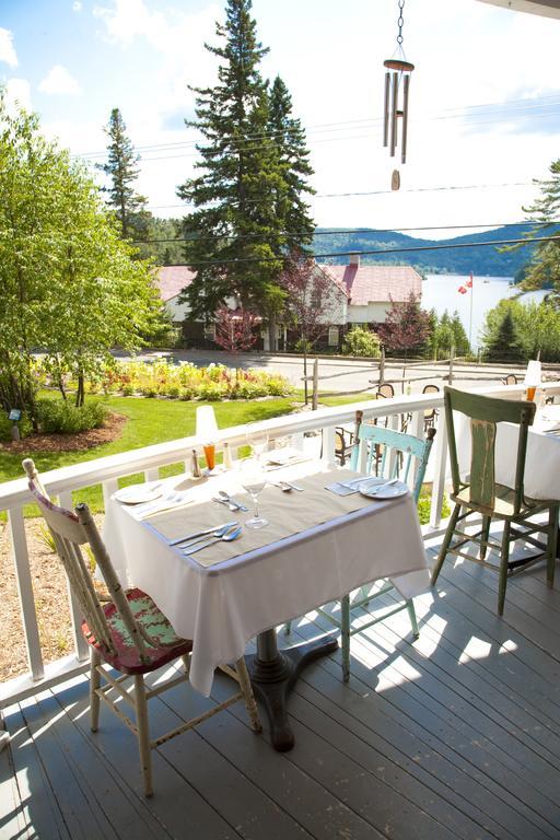 Auberge De La Tour Du Lac Sainte-Agathe-des-Monts Exterior photo